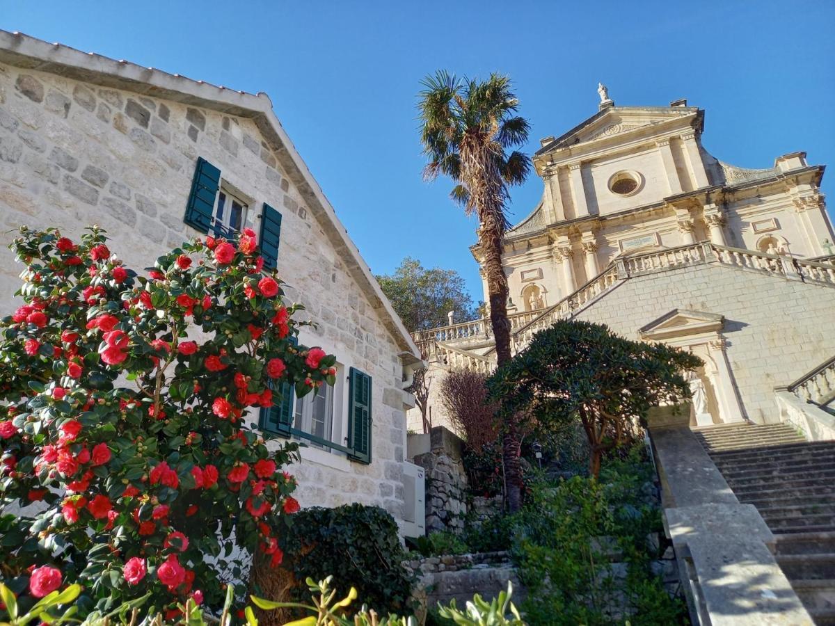 Romantic Stone House By The Sea **** Kotor Exterior foto
